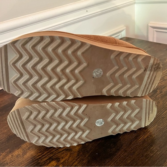 Women's Tan Suede Ankle Boots - Picture 3 of 4